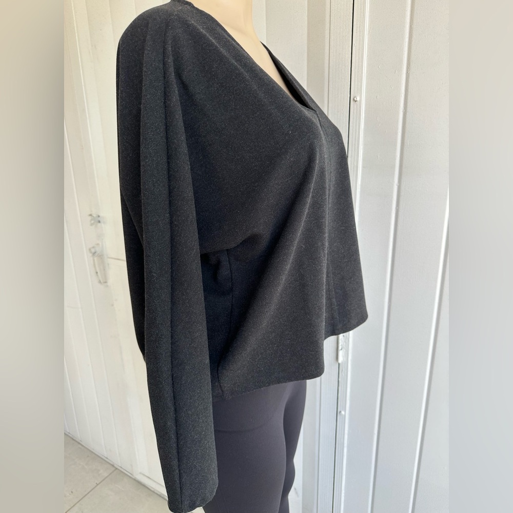 Club Monaco Cocoon Womens V Neck Tricot Gray Top Size S/P - Picture 4 of 5